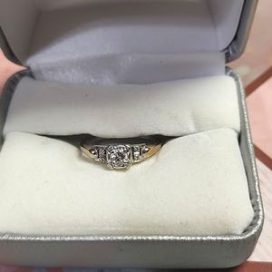 14k yellow gold antique diamond engagement ring.